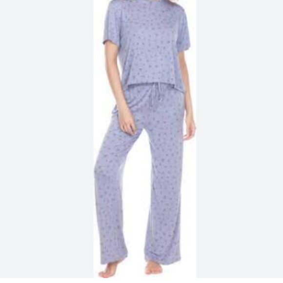 New HONEYDEW INTIMATES 2 PIECE PJ’s PAJAMAS WINTER SKY HOLLY MISTLETOE SZ L XMAS - Picture 1 of 11